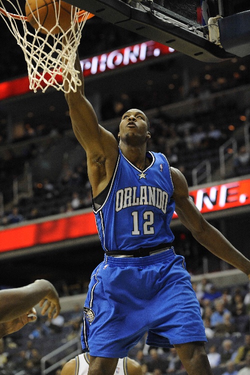 意大利11月名单：多纳鲁马领衔，里奇、斯卡马卡、早安哥回归（意大利公布11月大名单：多纳鲁马领军，里奇、斯卡马卡与早安哥再度入选）