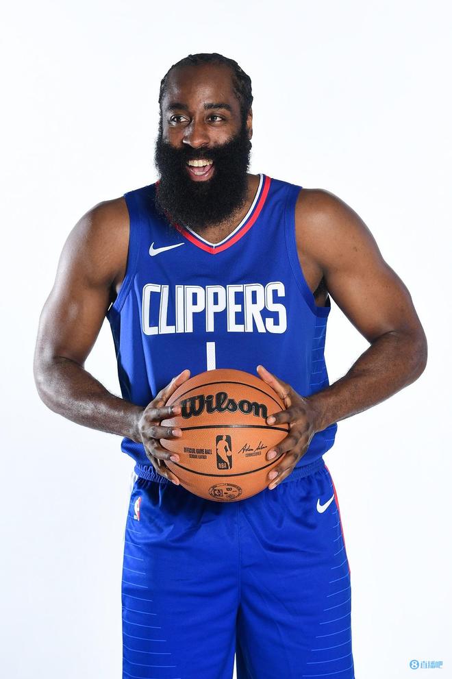 哥伦比亚11月大名单：J罗、迪亚斯领衔，里奥斯、卢库米在列（哥伦比亚11月国家队名单出炉：J罗、迪亚斯领衔，里奥斯、卢库米入选）