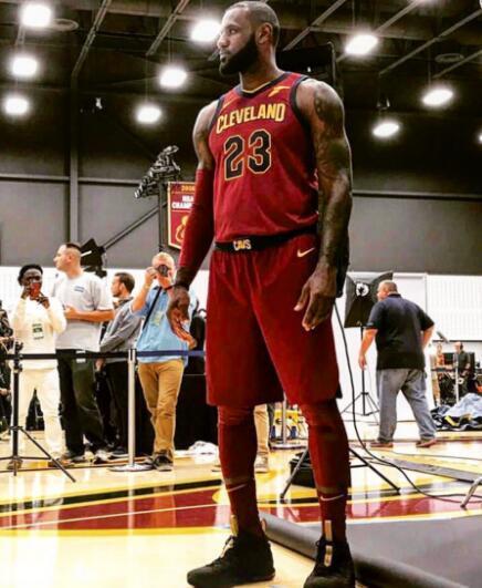 恩迪卡：我们对自己不满，我们输给了一个原以为能赢的对手（恩迪卡：对自身表现不满，本以为能赢的对手却让我们失利）