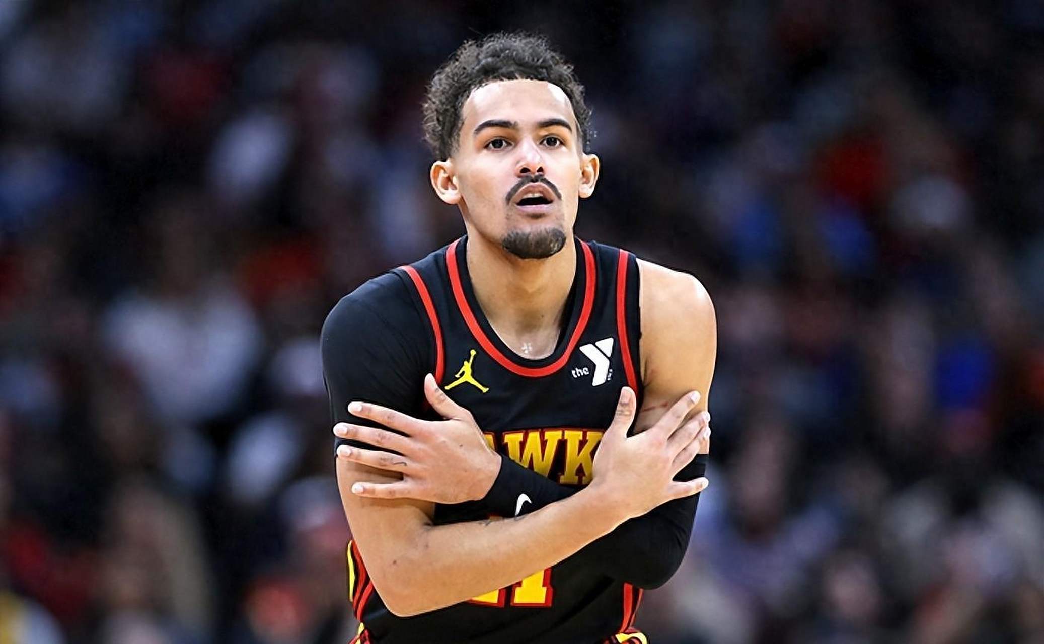 米体：法国电视台取消转播年轻人vs里尔，因前者胸前广告违规（米体：法国电视台因胸前广告违规叫停年轻人对阵里尔的转播）