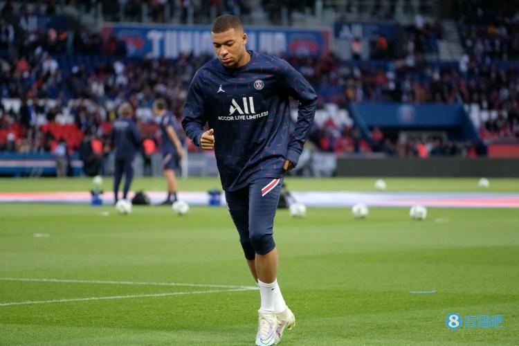 小卡纳瓦罗：在我哥光环下成长压力很大；我始终爱着那不勒斯（小卡纳瓦罗：哥哥光环带来重压，我对那不勒斯的爱始终如一）