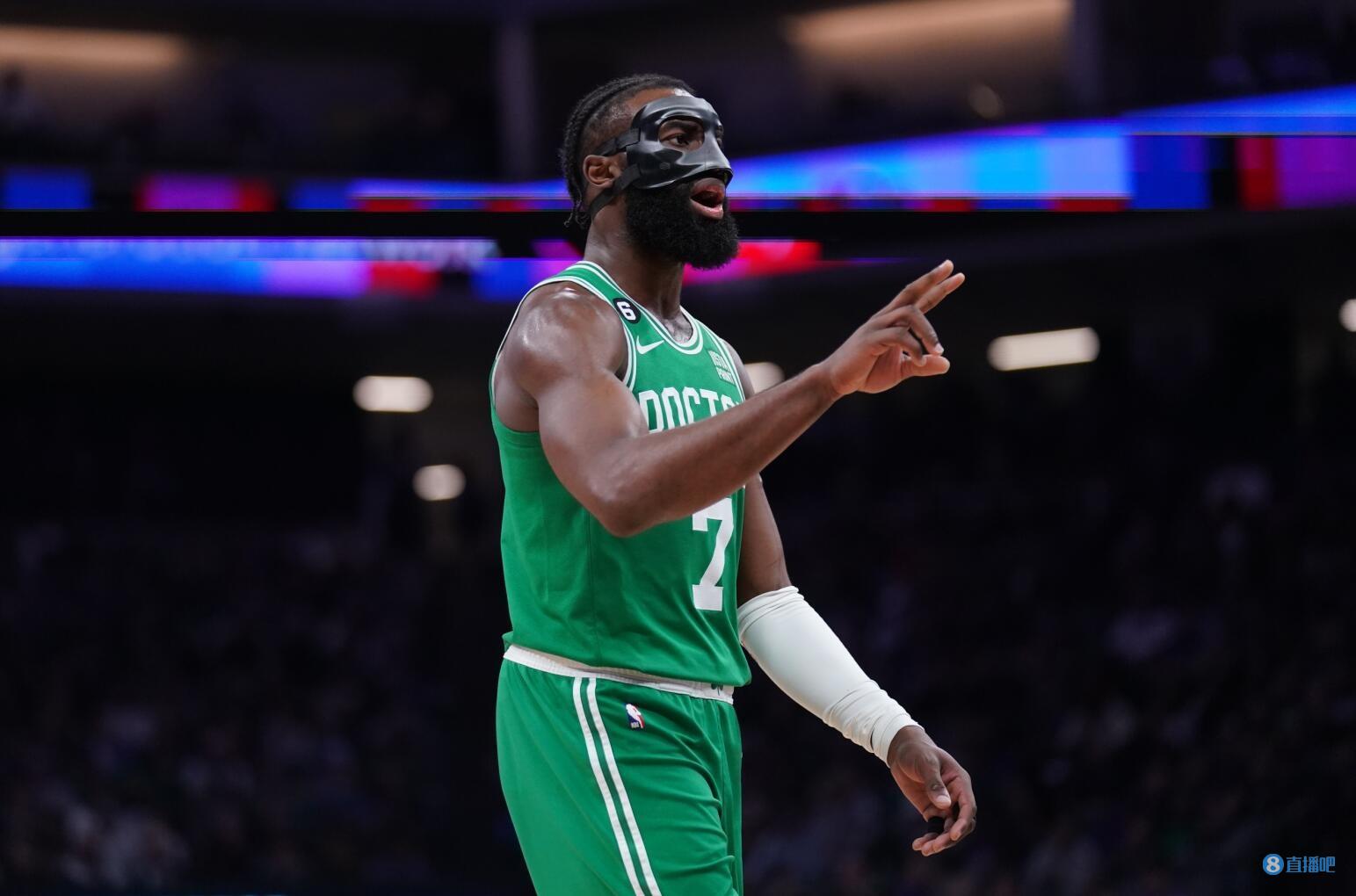 2025中乙官方最佳球员候选：彭啸、费尔南多领衔（2025中乙最佳球员官方候选出炉：彭啸、费尔南多领跑）